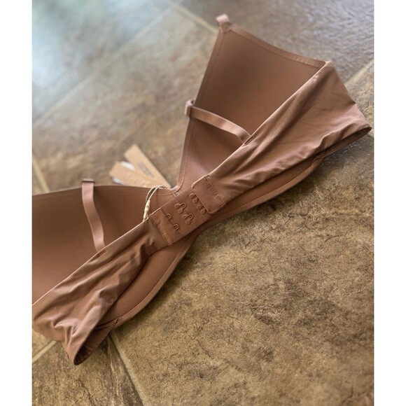 Skims Wireless Form Push up Bra Sienna Size 36C - Picture 7 of 8